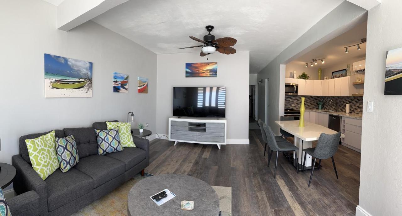 Aguada Beach Condos Екстер'єр фото