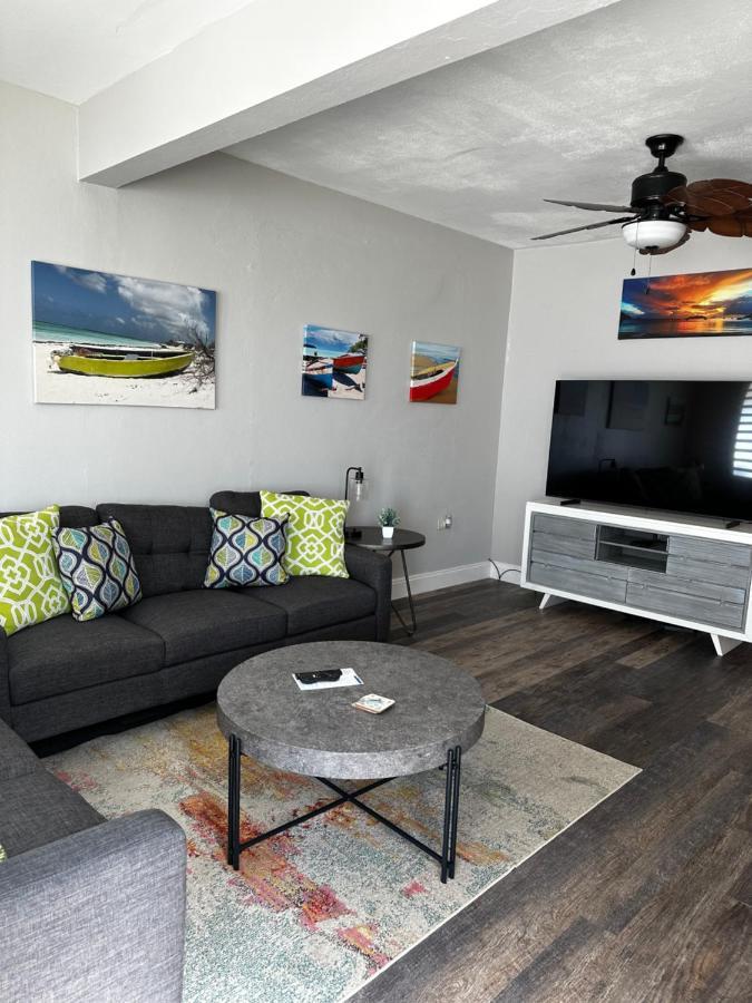 Aguada Beach Condos Екстер'єр фото
