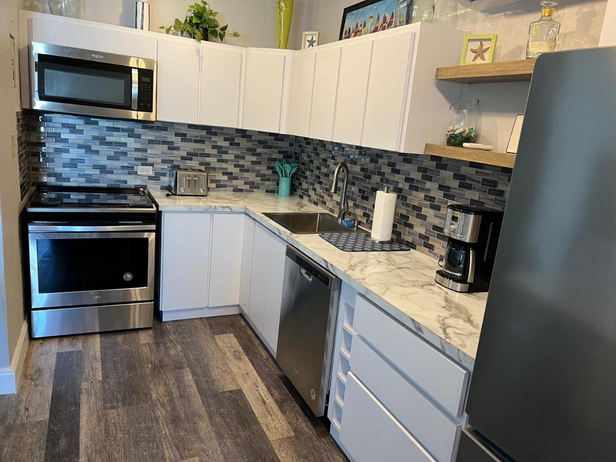 Aguada Beach Condos Екстер'єр фото